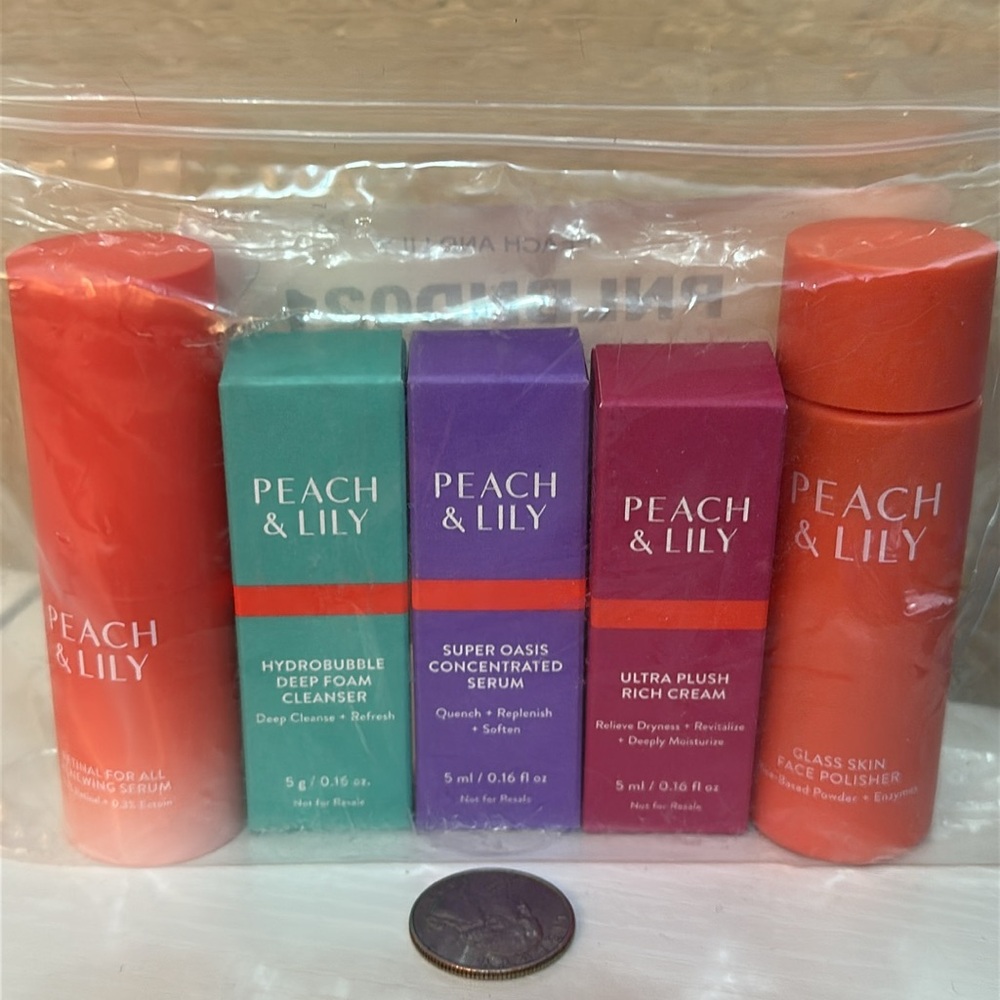 Skincare Gift Set - peach & lily NWT